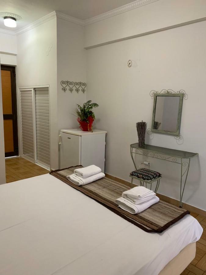 Sea Side Hotel Kakovatos Ngoại thất bức ảnh